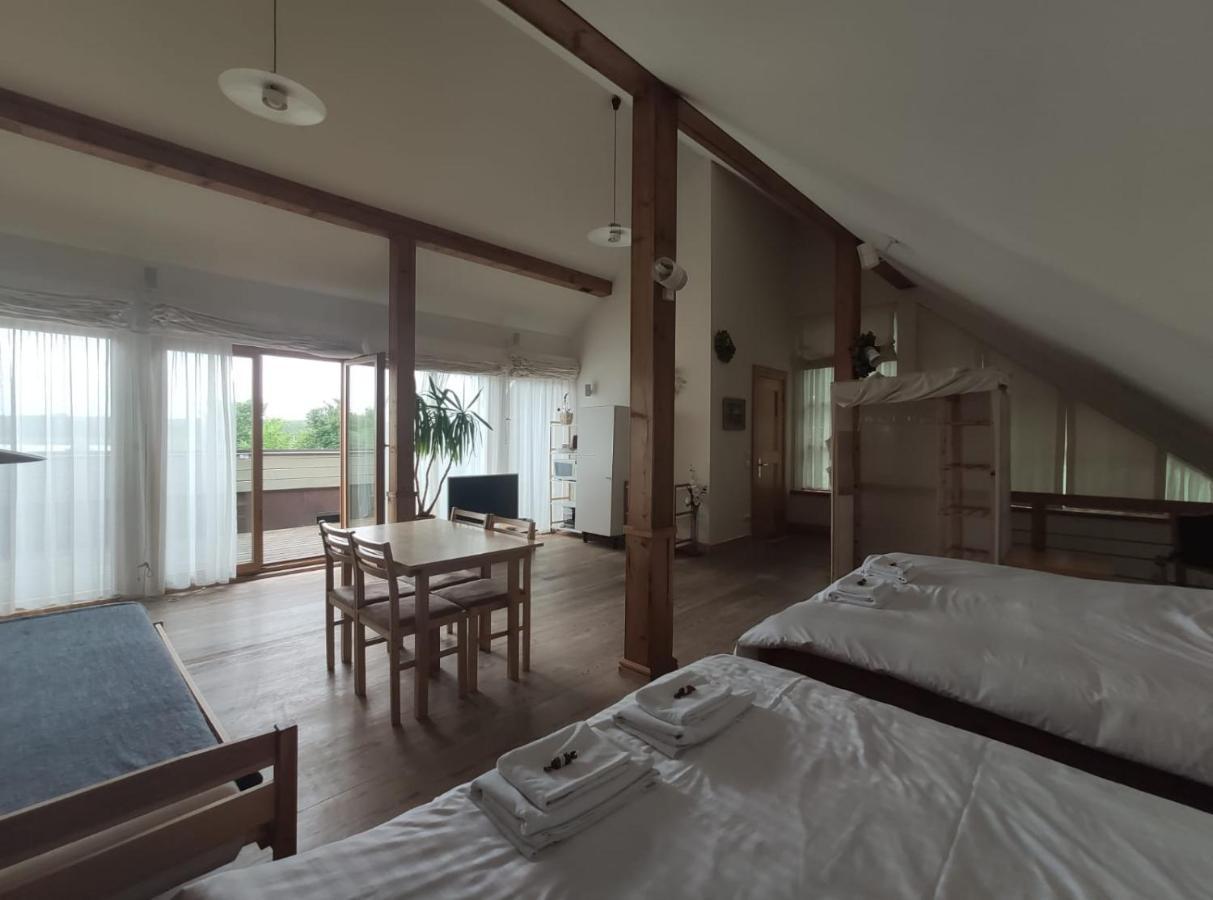 Jūrkalne Vikingu Guest House מראה חיצוני תמונה